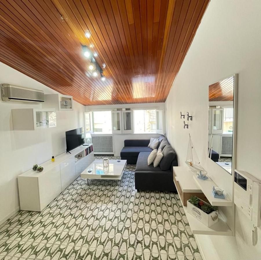 The White Sail - Mondello Apartment With Terrace - Casa Di Vincenzo E Andrea Eksteriør billede