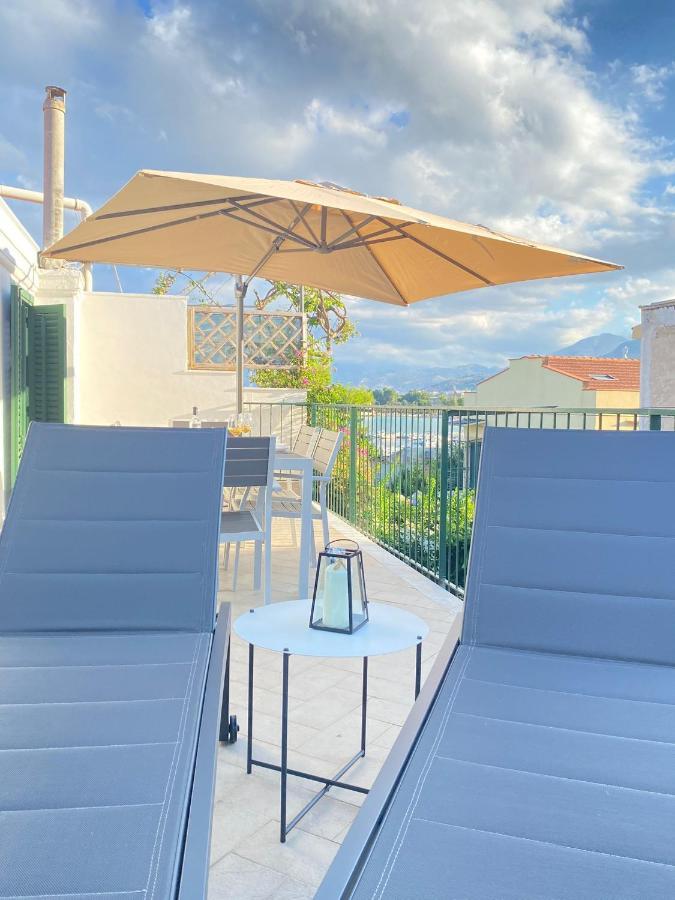The White Sail - Mondello Apartment With Terrace - Casa Di Vincenzo E Andrea Eksteriør billede